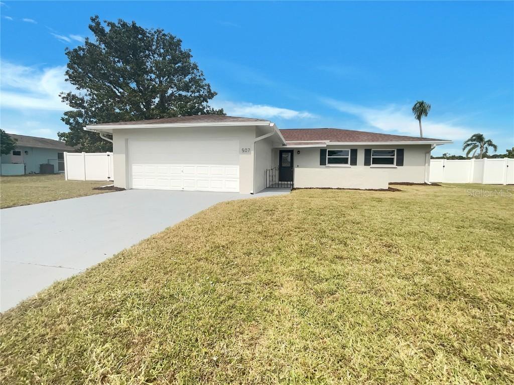 507 Chevy Chase Dr., Sarasota, FL 34243