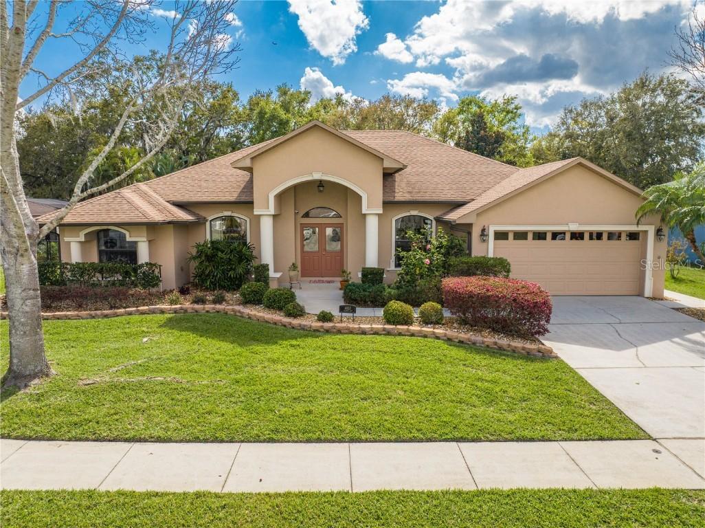 4933 Raylene Way, St Cloud, FL 34771
