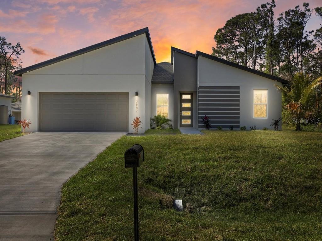 24299 Kingsway Cir., Punta Gorda, FL 33983