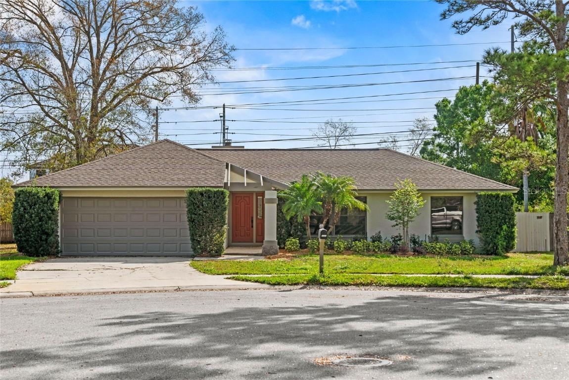 9360 Sonia St., Orlando, FL 32825