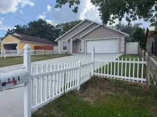 304 N Hastings St., Orlando, FL 32835