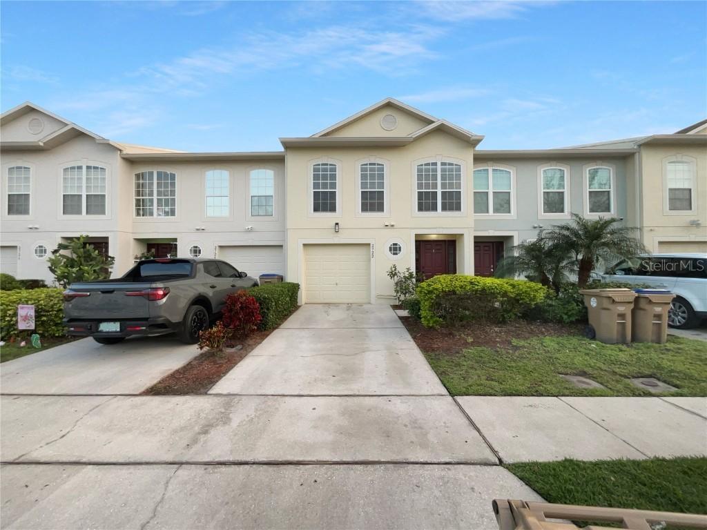 2722 Dodds Ln., Kissimmee, FL 34743