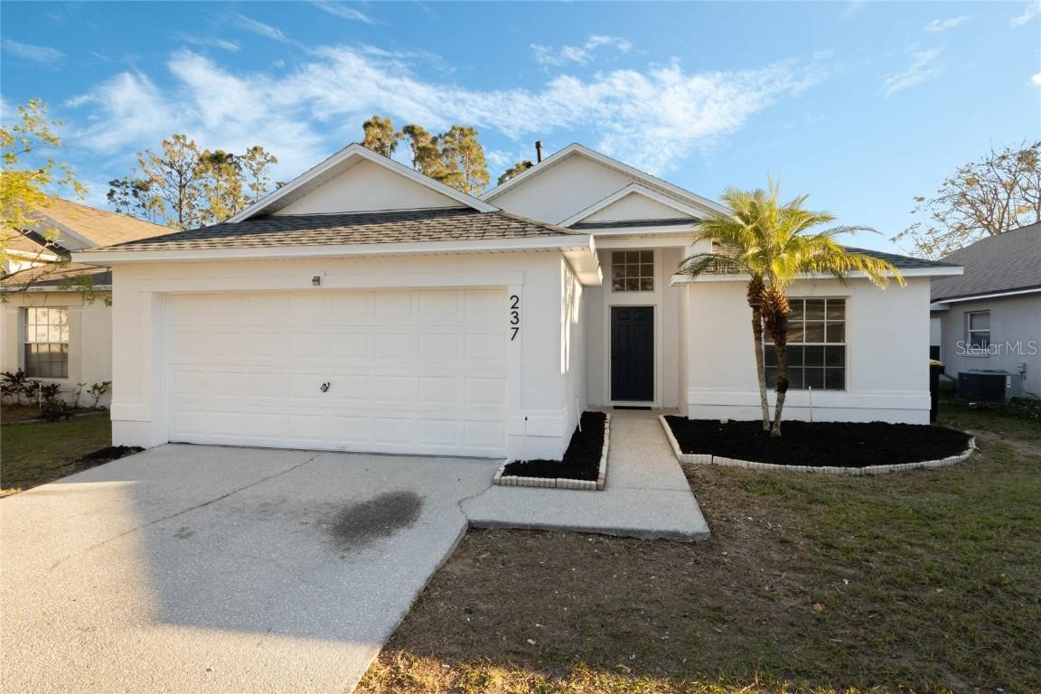 237 Clarinet Way, Davenport, FL 33896