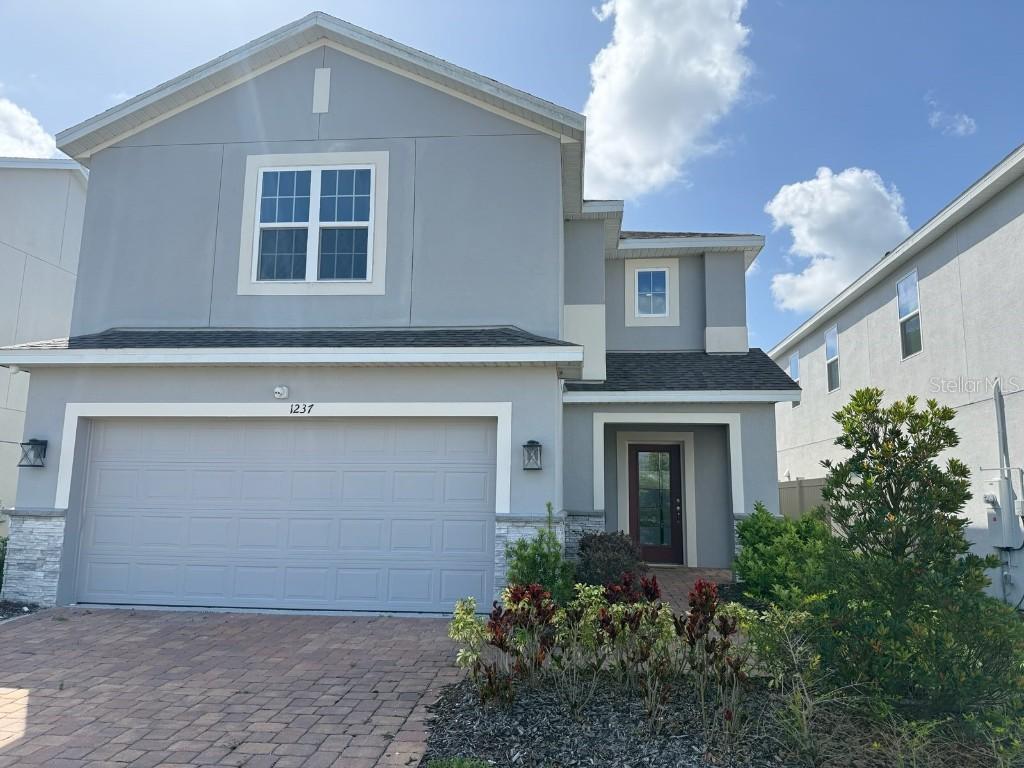 1237 Regal King Dr., Kissimmee, FL 34746