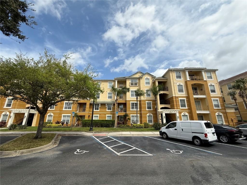 4814 Cayview Ave. #407, Orlando, FL 32819