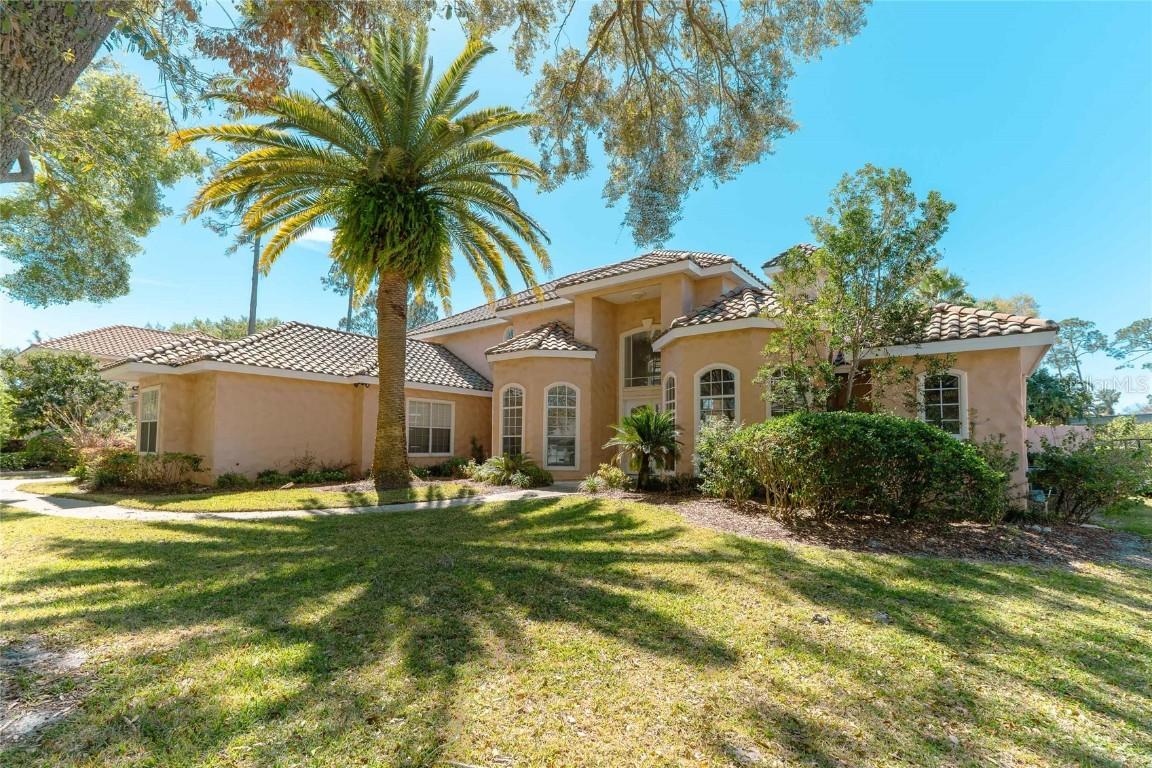9833 Camberley Cir., Orlando, FL 32836