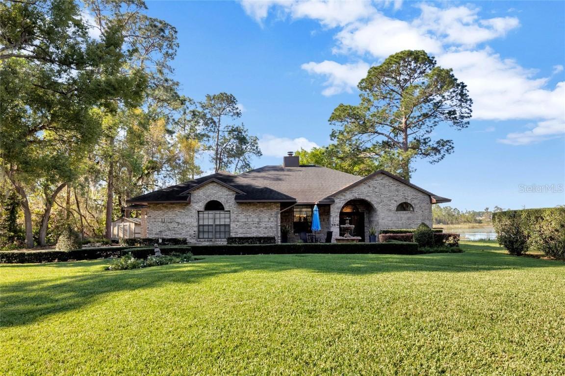 9318 Lake Hickory Nut Dr., Winter Garden, FL 34787