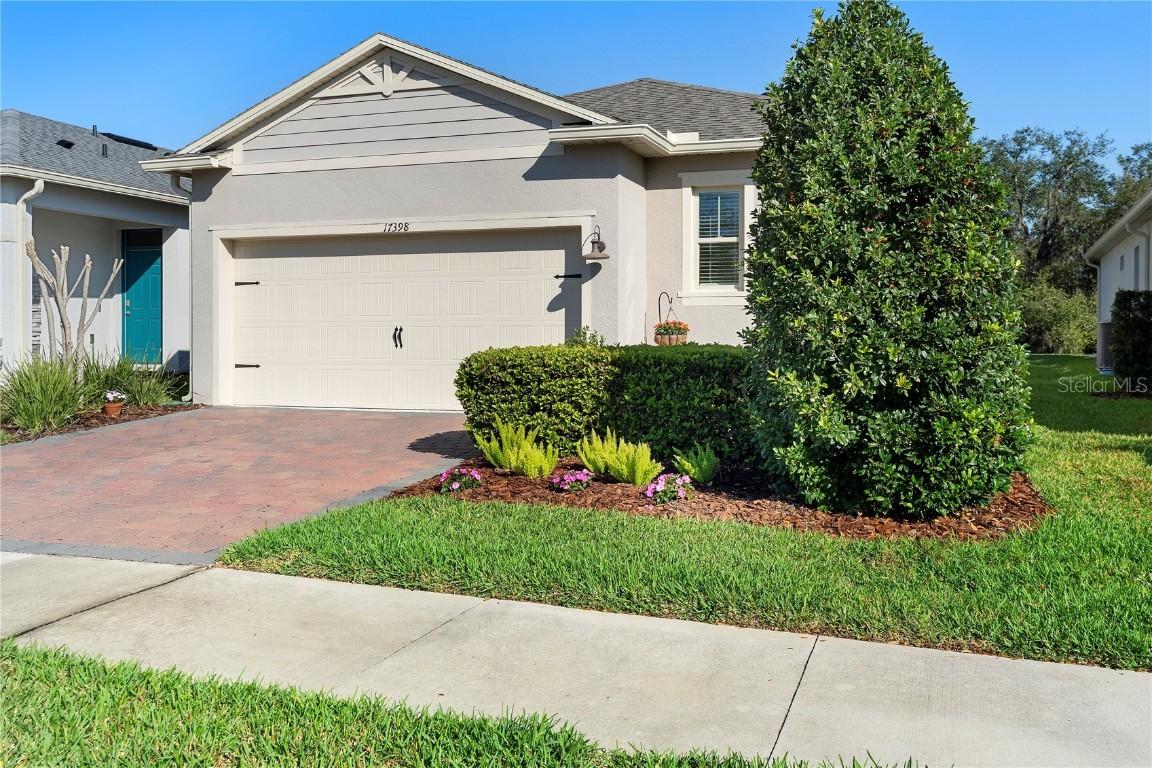 17398 Blazing Star Cir., Clermont, FL 34714
