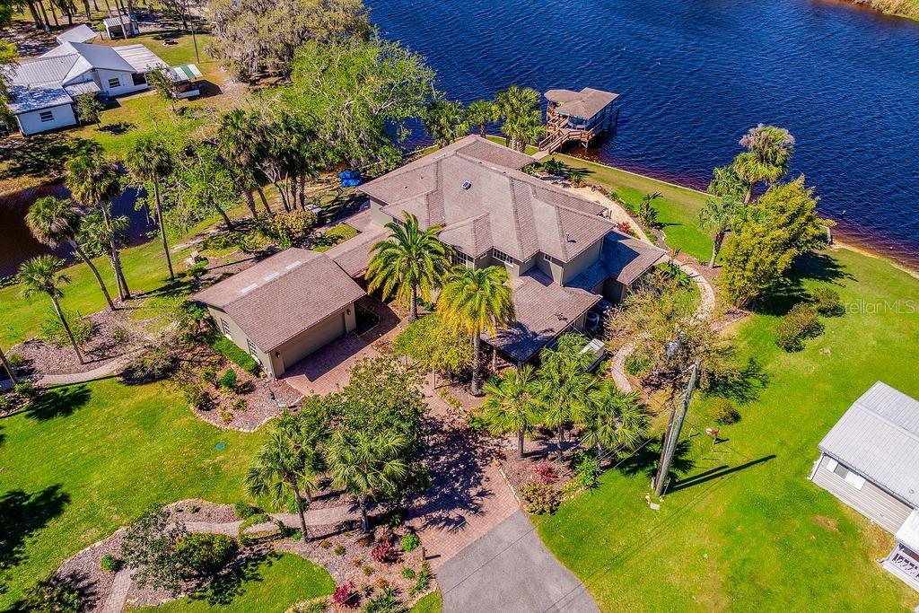 2112 Shady Ln., Geneva, FL 32732