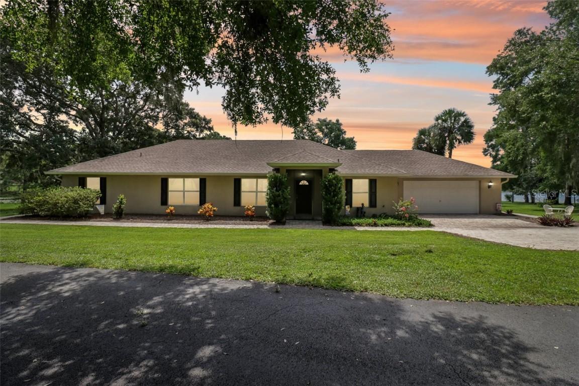40610 Babb Rd., Umatilla, FL 32784
