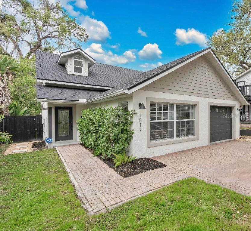 1517 E Esther St., Orlando, FL 32806
