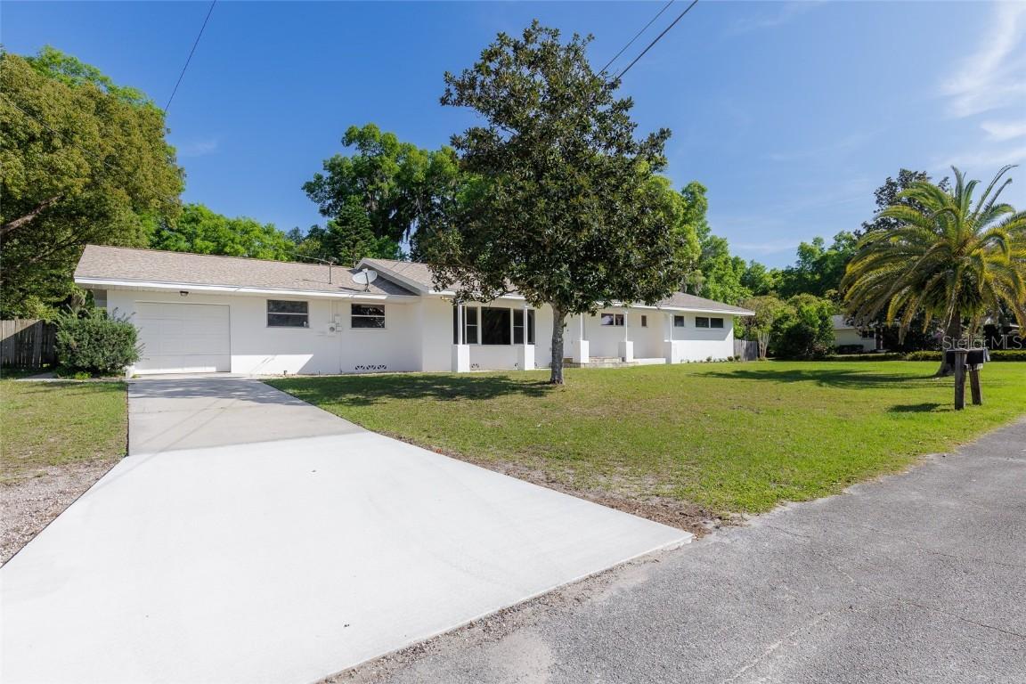 339 Cumberland Rd., Deland, FL 32724