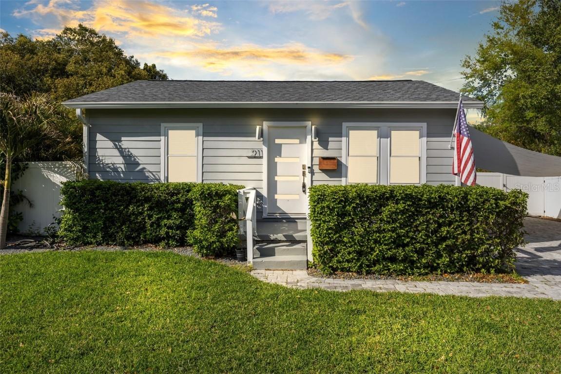 211 E Muriel St., Orlando, FL 32806