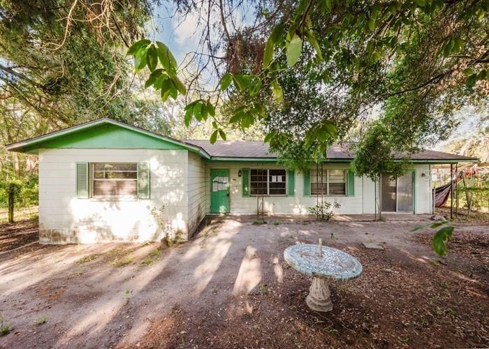 14646 15th St., Dade City, FL 33523