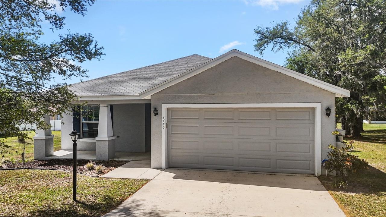 328 Woodland Tr., Lady Lake, FL 32159