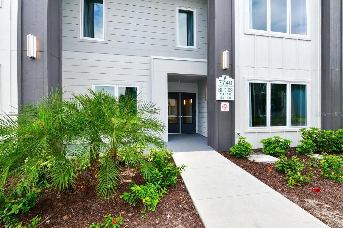 7740 Sandy Ridge Dr. #136, Reunion, FL 34747