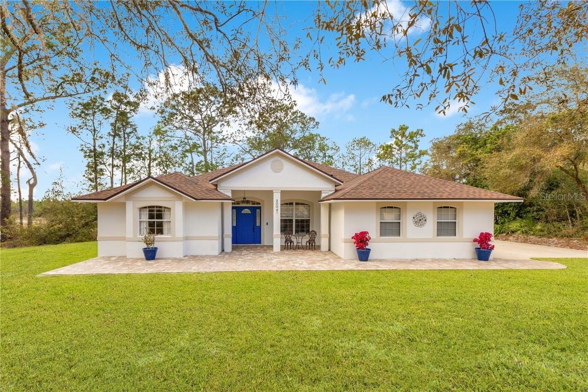 30041 Redoak Ave., Eustis, FL 32736