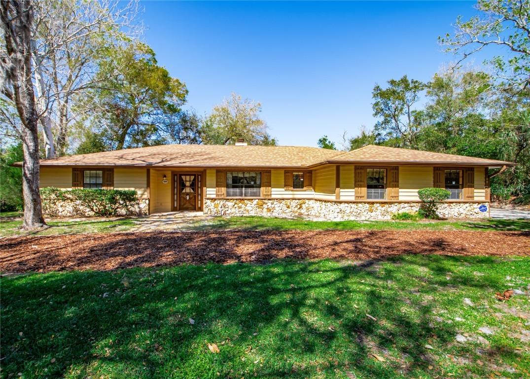 709 Breckenridge Dr., Port Orange, FL 32127