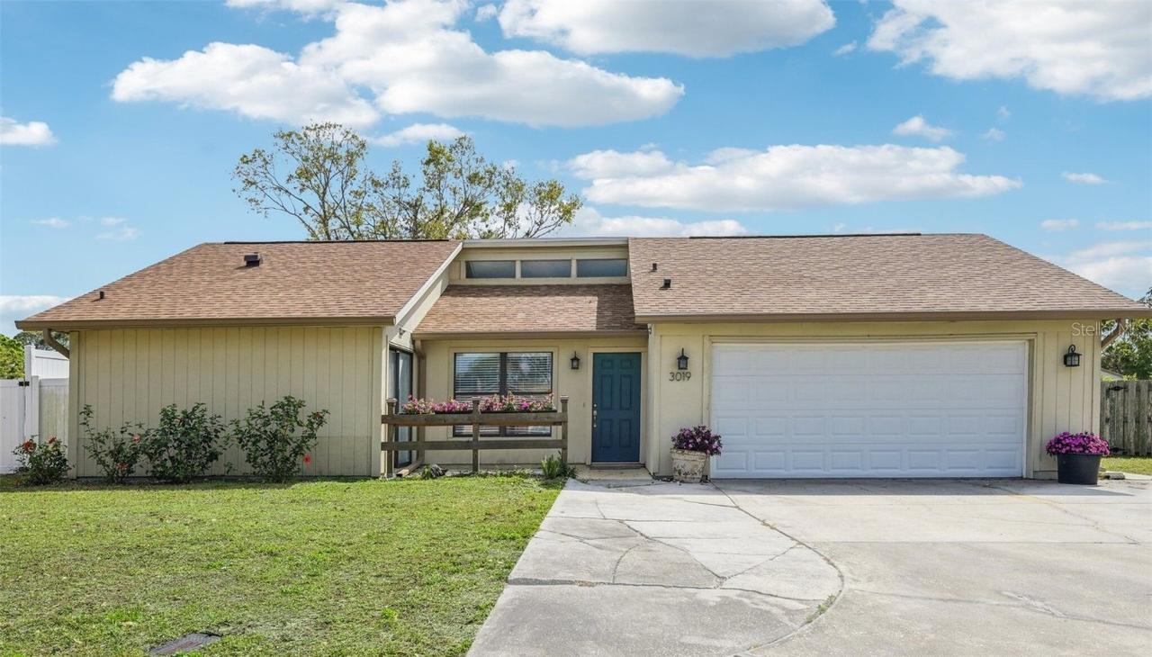 3019 Woodpine Ln., Sarasota, FL 34231