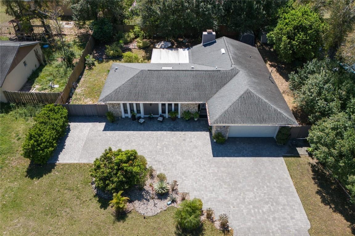 352 Ridgewood St., Altamonte Springs, FL 32701