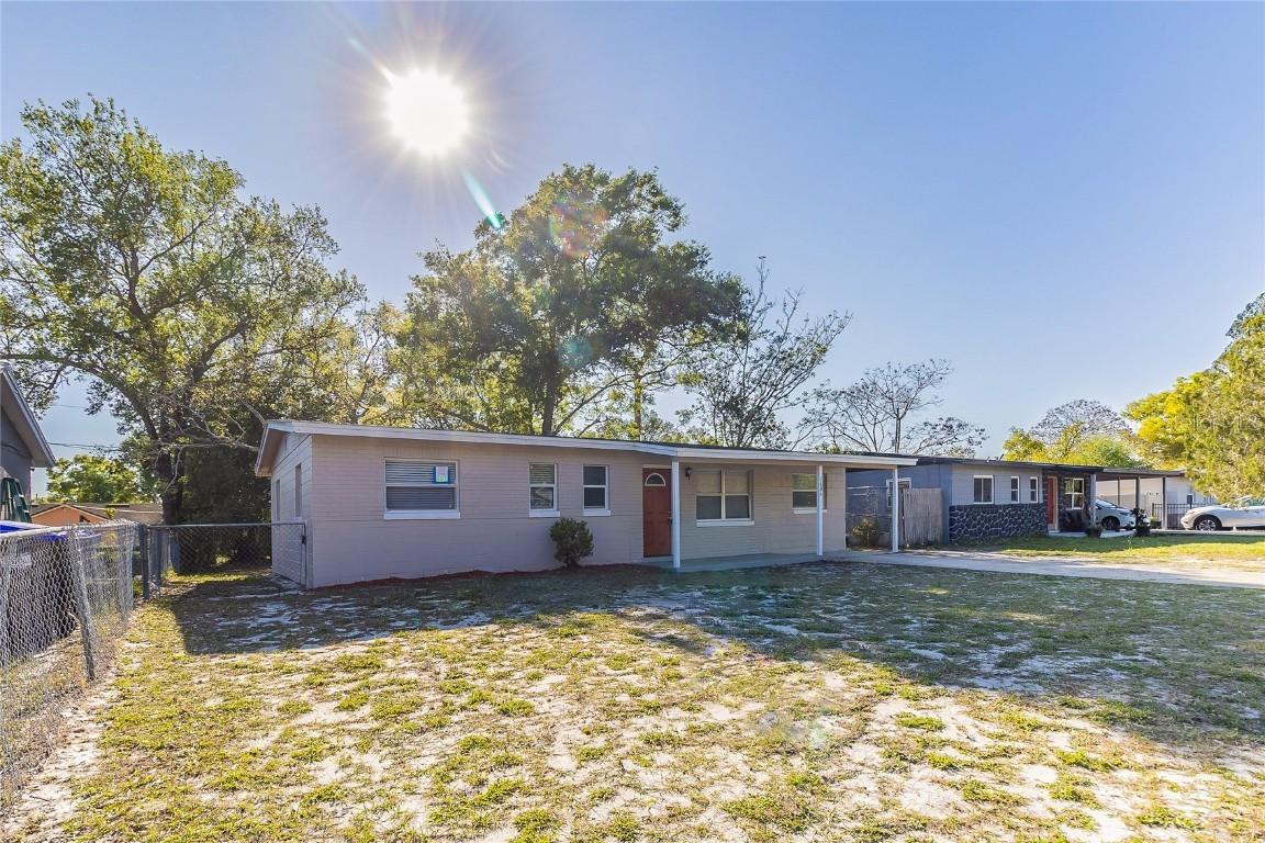 1406 Pine Lake Rd., Orlando, FL 32808