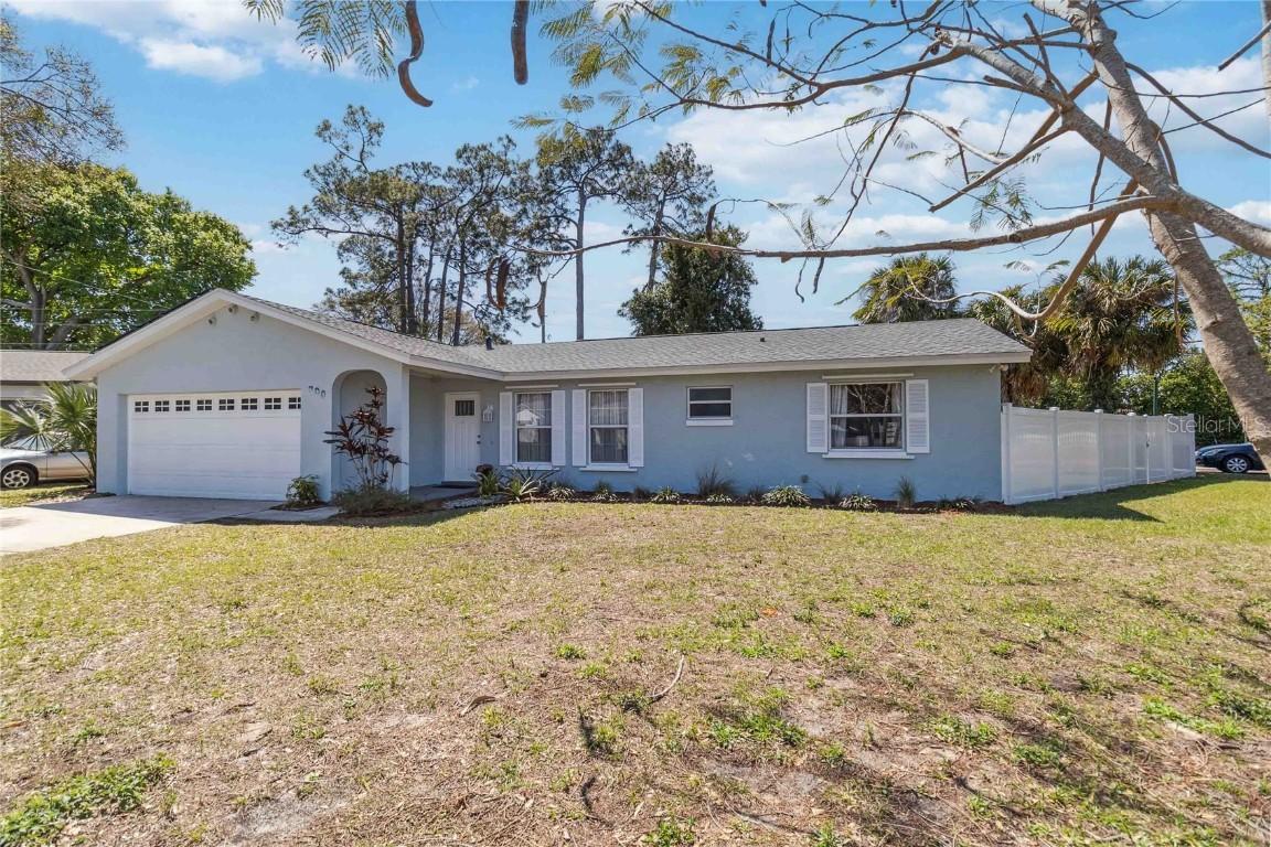 200 Waverly Dr., Fern Park, FL 32730