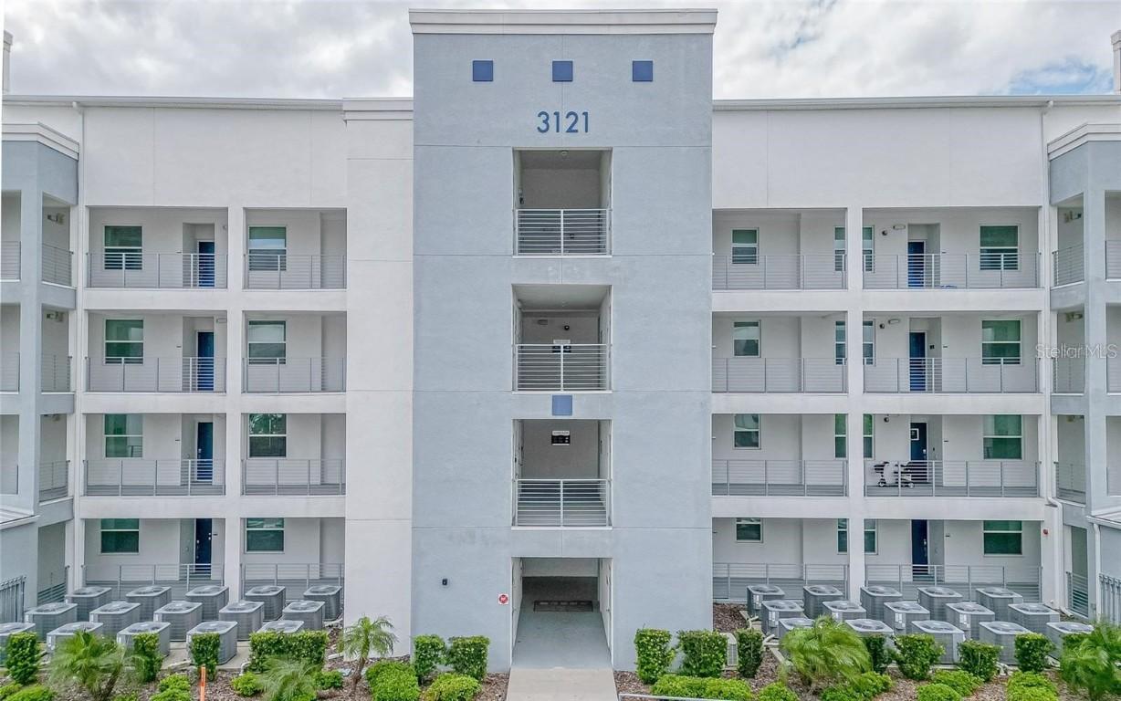 3121 Paradox Cir. #307, Kissimmee, FL 34746