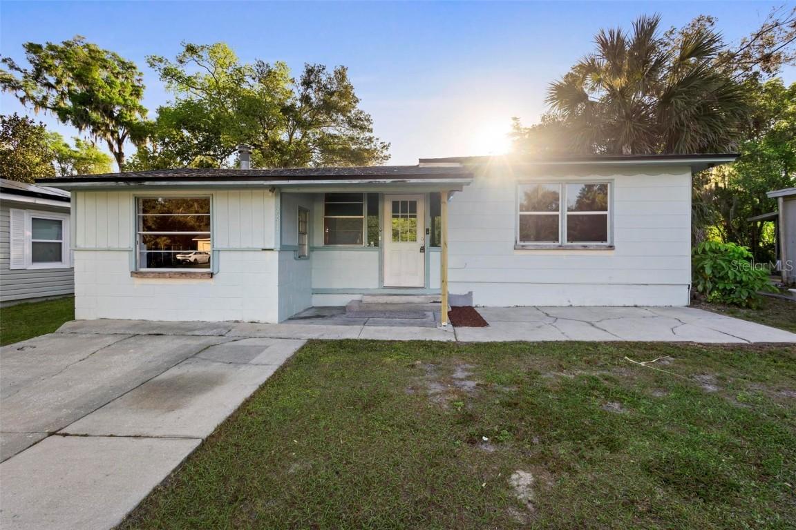 241 S Marydell Ave., Deland, FL 32720