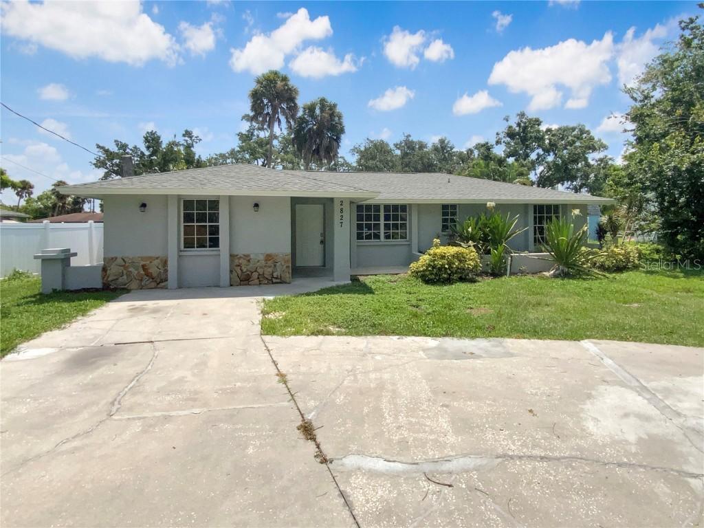 2827 Silk Oak Dr., Sarasota, FL 34232