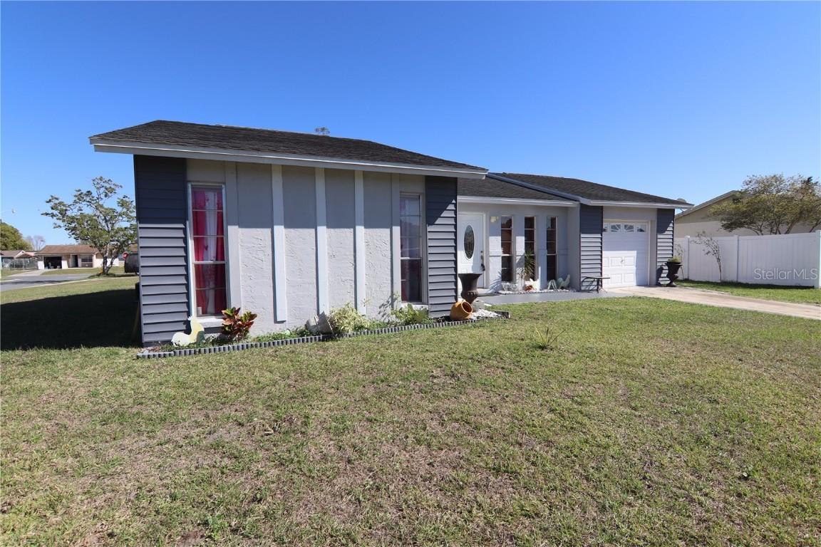 763 Royal Palm Dr., Kissimmee, FL 34743