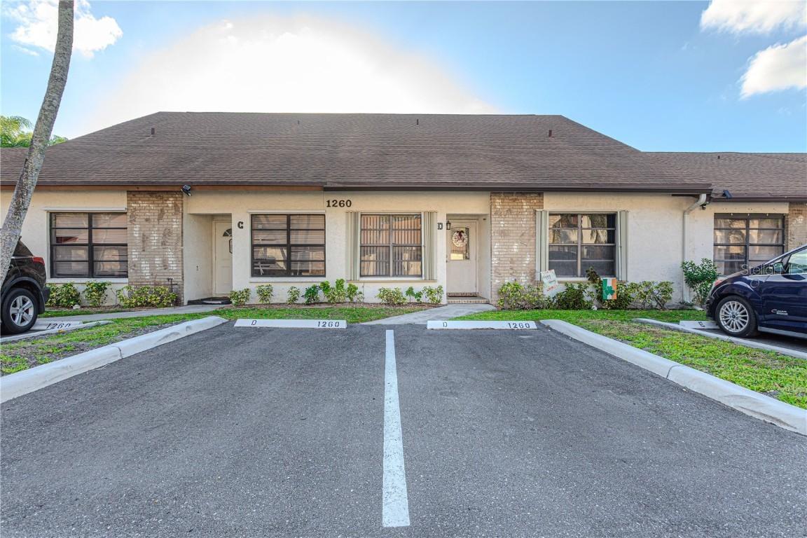 1260 Parkside Green Dr. #D, Greenacres, FL 33415