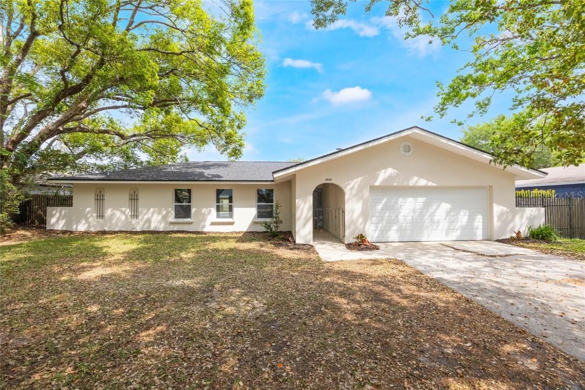 2925 Banchory Rd., Winter Park, FL 32792
