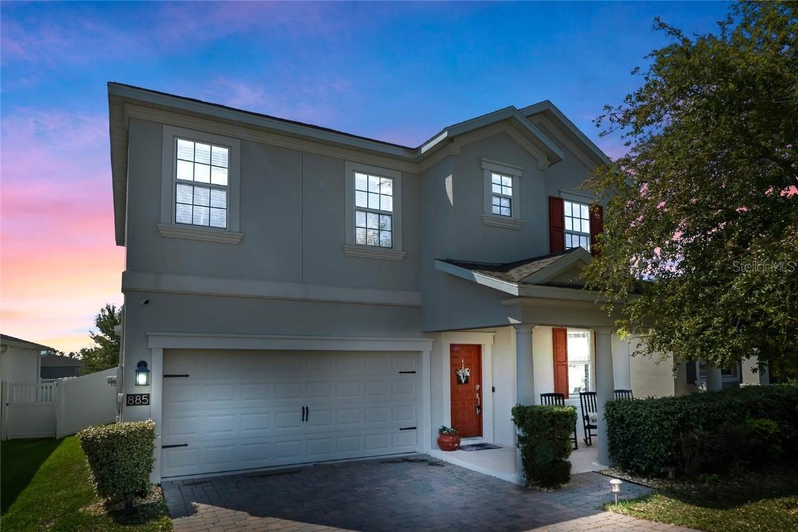 885 Carmillion Ct., Groveland, FL 34736