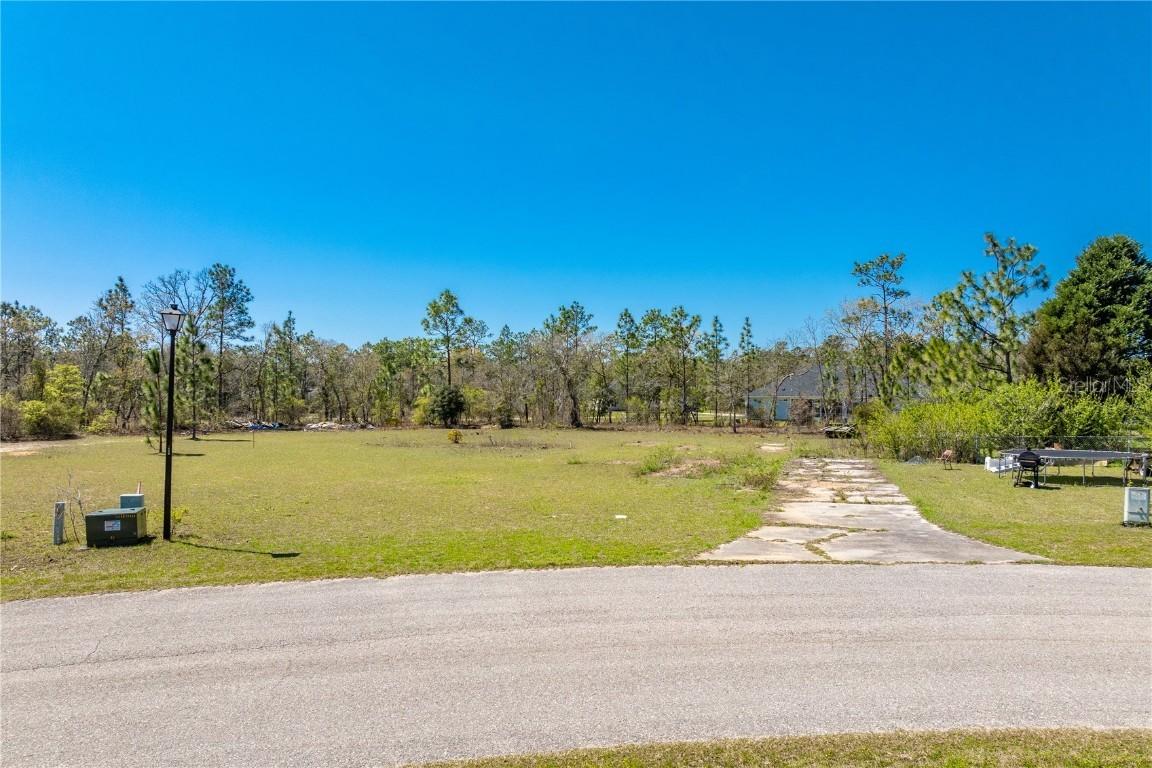 196 Carlene Ln., Quincy, FL 32351