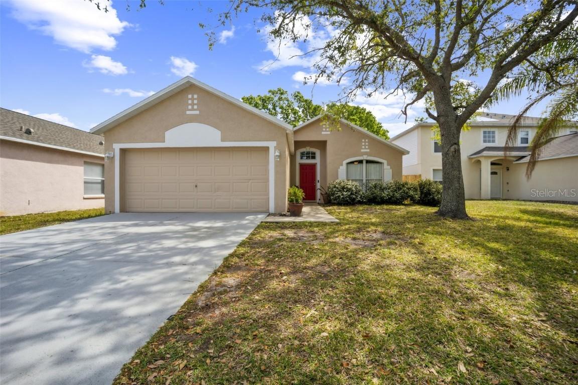 13004 Waterbourne Dr., Gibsonton, FL 33534