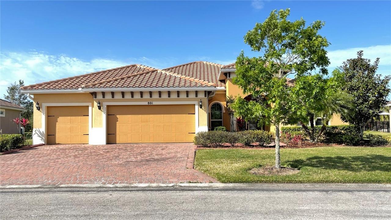 801 San Raphael St., Poinciana, FL 34759