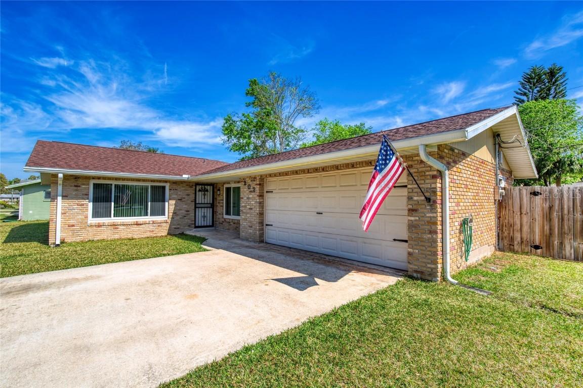 202 N Brighton Dr., Port Orange, FL 32127