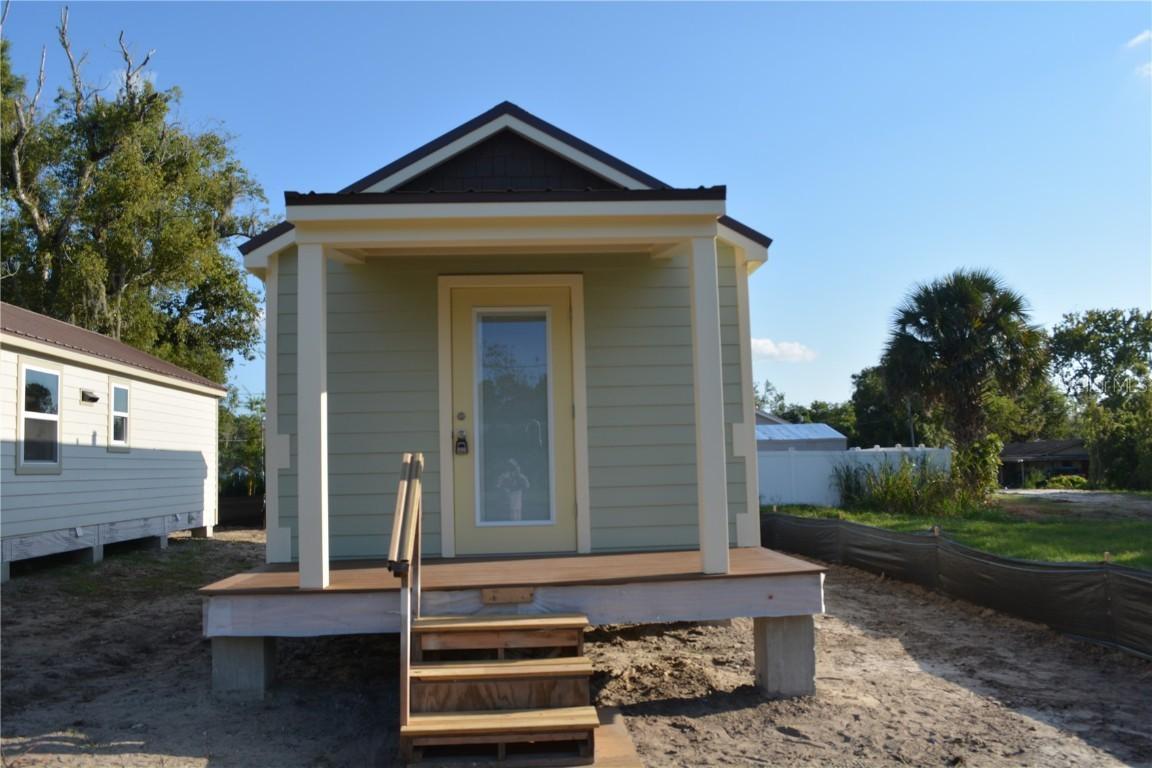 620 2rd Street St., Oviedo, FL 32765