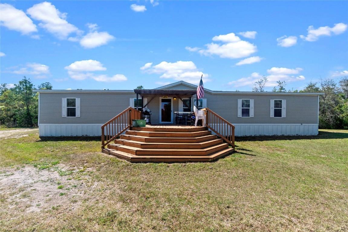395 Justamere Rd., Geneva, FL 32732
