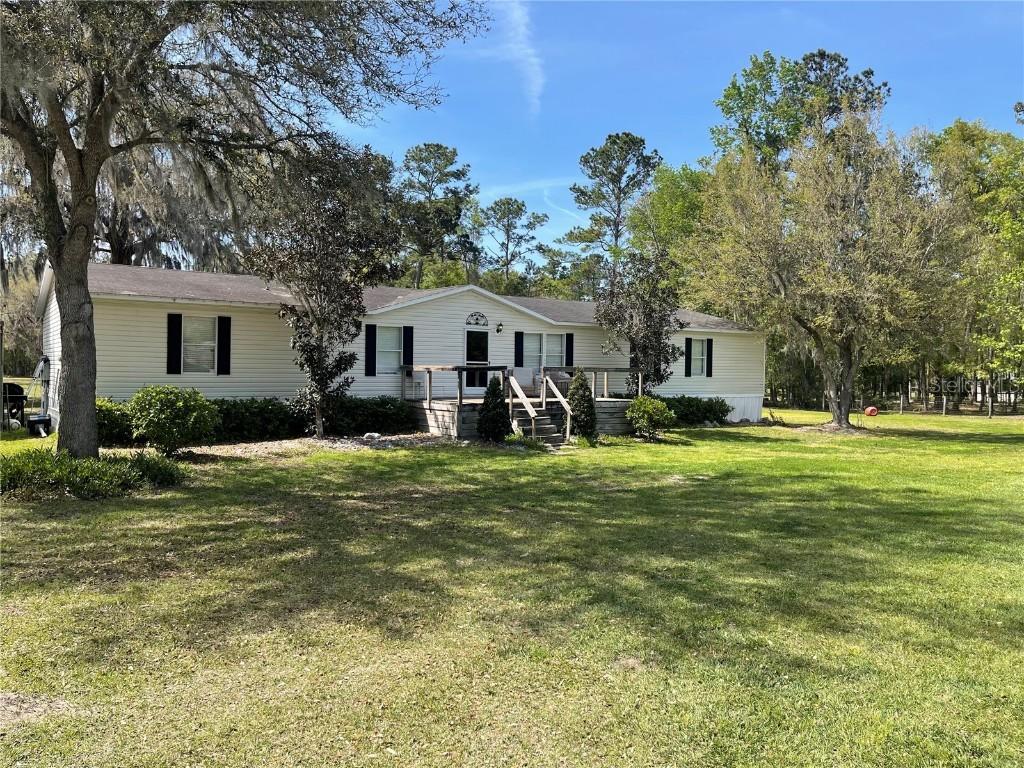 16600 NW 126th Ct., Reddick, FL 32686