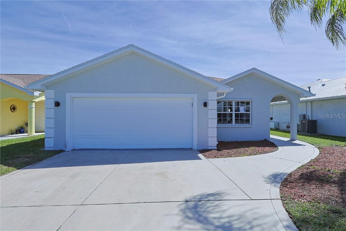614 SE 25th St., Okeechobee, FL 34974