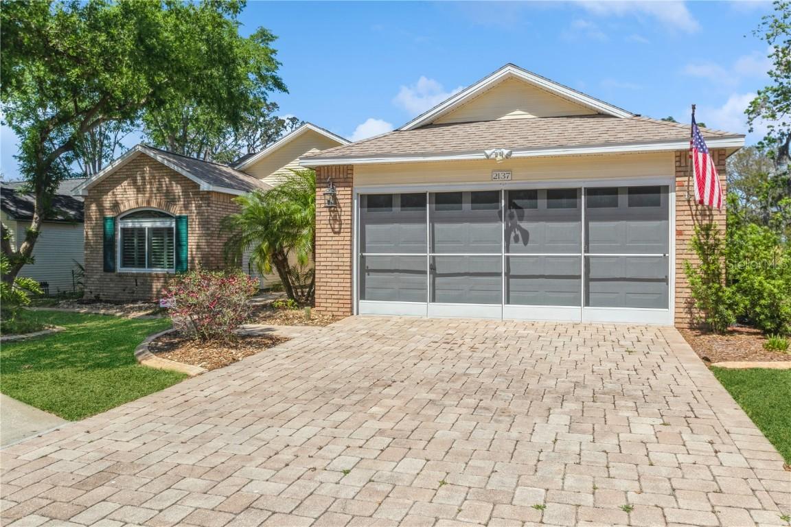 2137 Sherwood Forest Dr., Orange City, FL 32763
