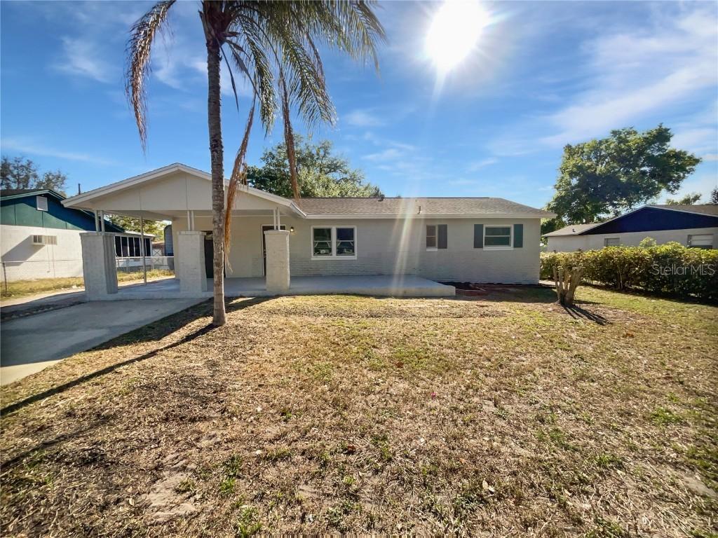 800 Marion Dr., Mount Dora, FL 32757