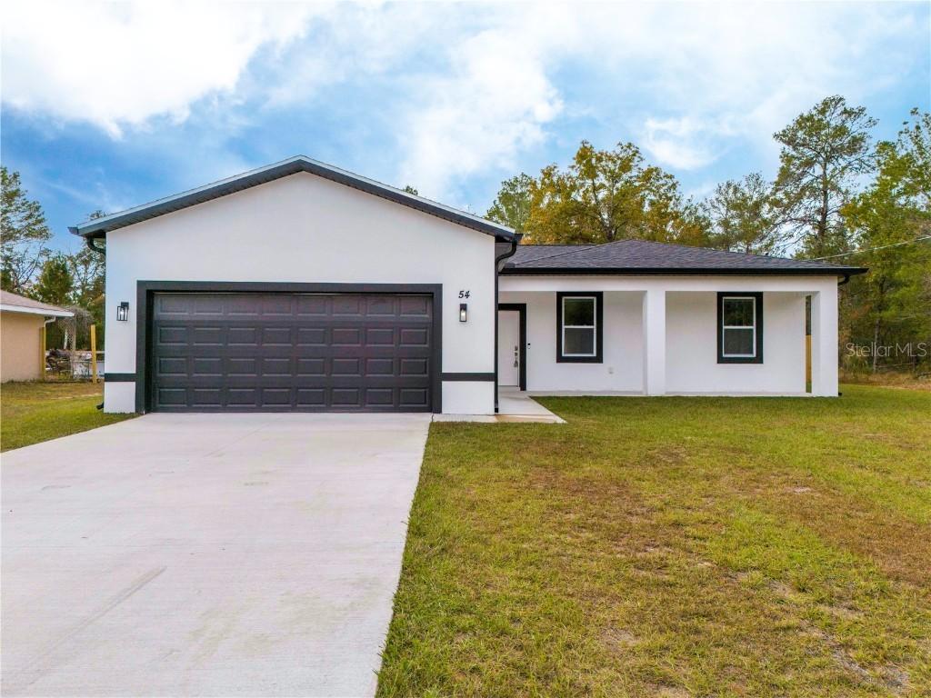 54 Malauka Track, Ocklawaha, FL 32179