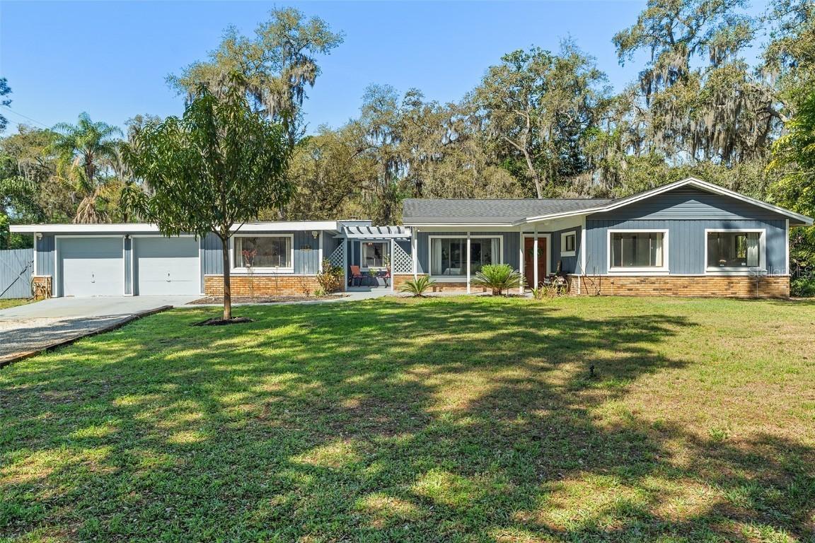 112 E Crystal View, Sanford, FL 32773