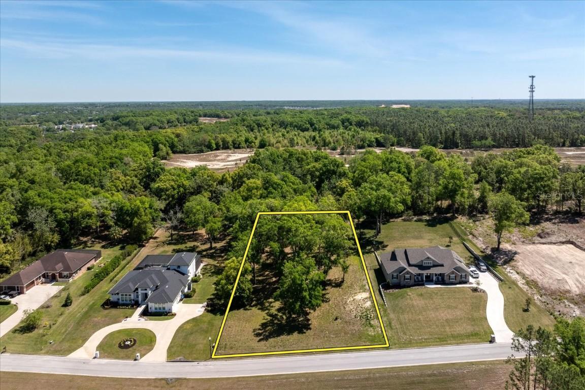 7041 Norne Ln., Mount Dora, FL 32757