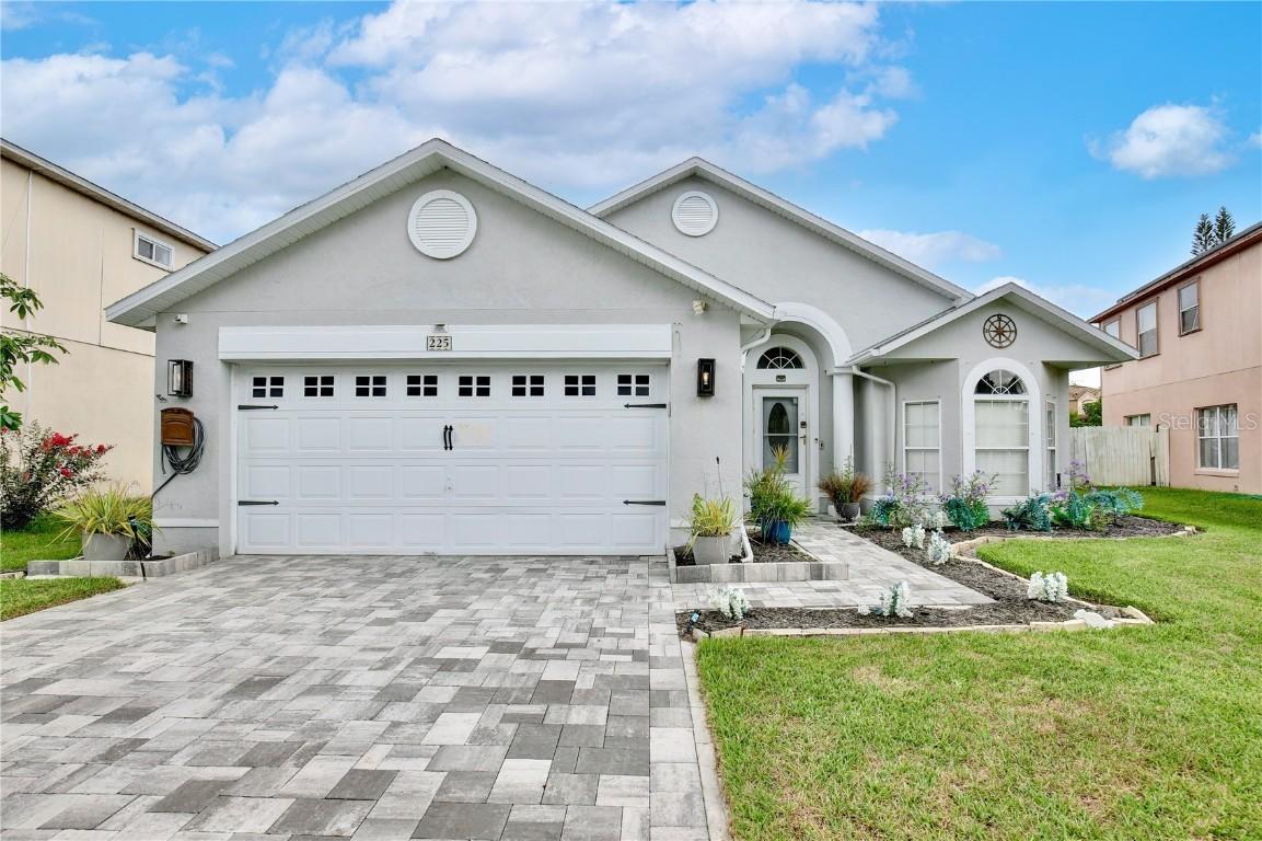 225 Lancer Oak Dr., Apopka, FL 32712