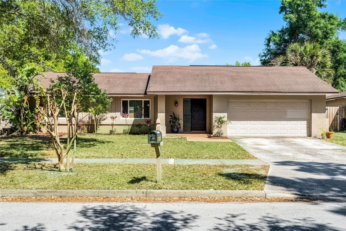 607 Wavecrest Dr., Orlando, FL 32807