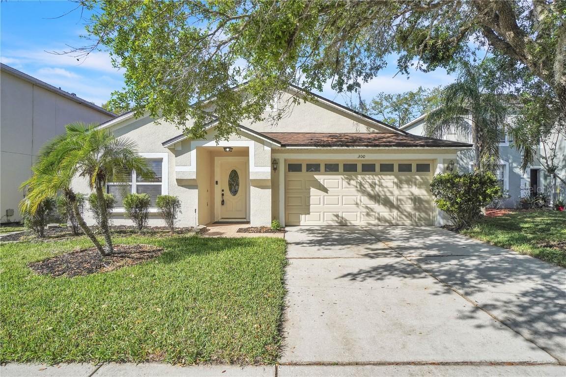 300 Augustine Ct., Oviedo, FL 32765