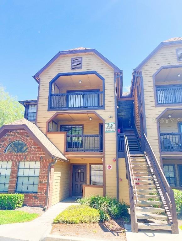315 Lakepointe Dr. #201, Altamonte Springs, FL 32701